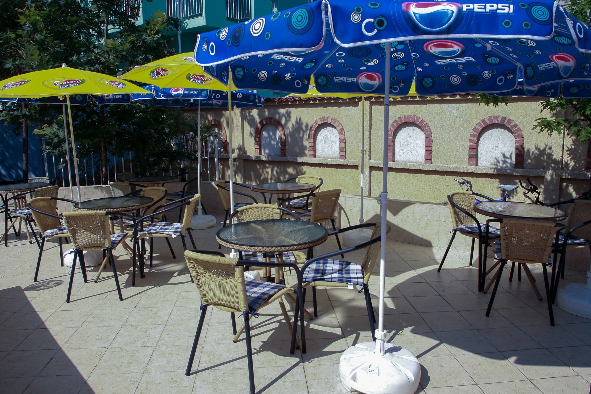 Atos Hotel Pantai Sunny Bagian luar foto